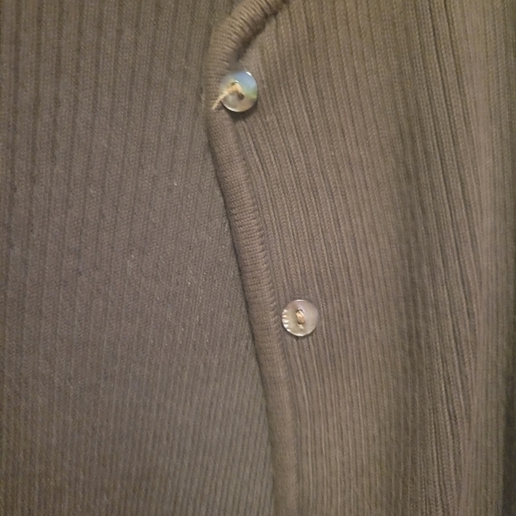 Petite Sofisticate Women's Vintage Brown Button Up Strech Cardigan Size Medium - Picture 3 of 9